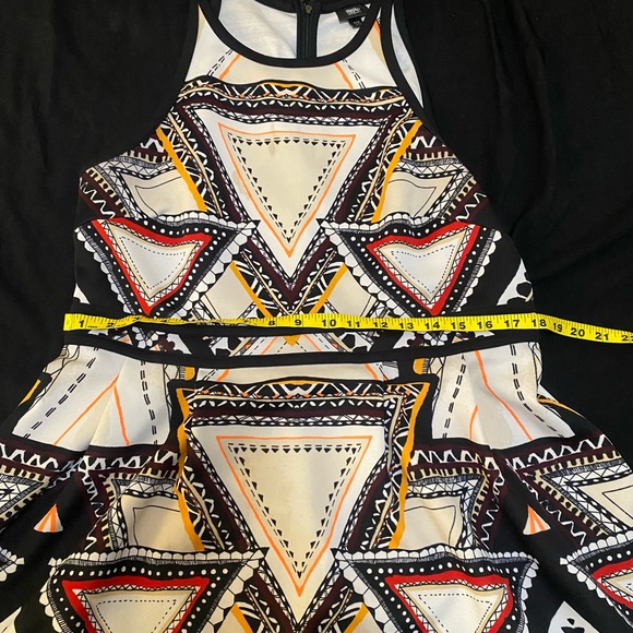 Geometric Patterned Dress - Black, White, Red, Yellow - Picture 6 of 7